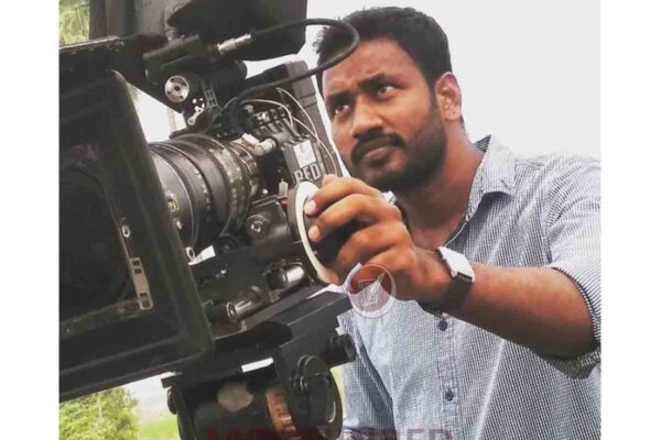 Director Poo Sivaprakasam MooninRed