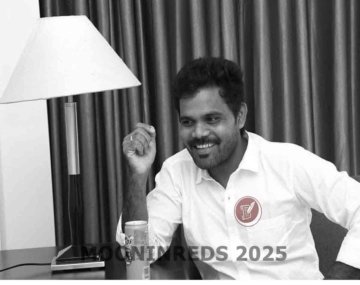 Director Thalapathy Prabhu MooninRed