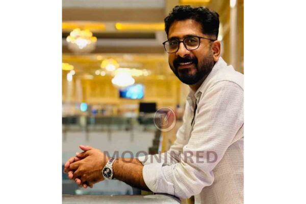 Krishnamoorthy Writer_MooninRed