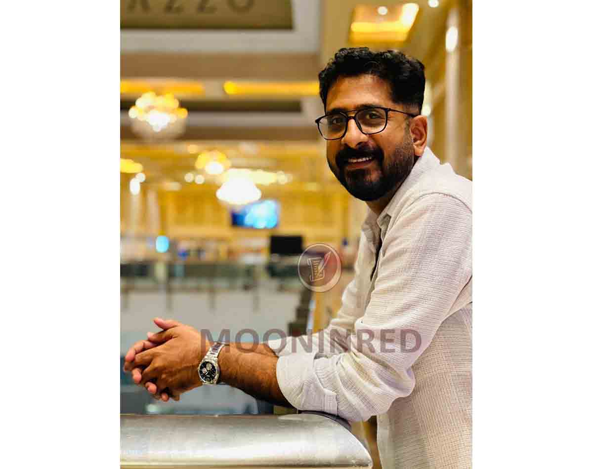 Krishnamoorthy Writer_MooninRed