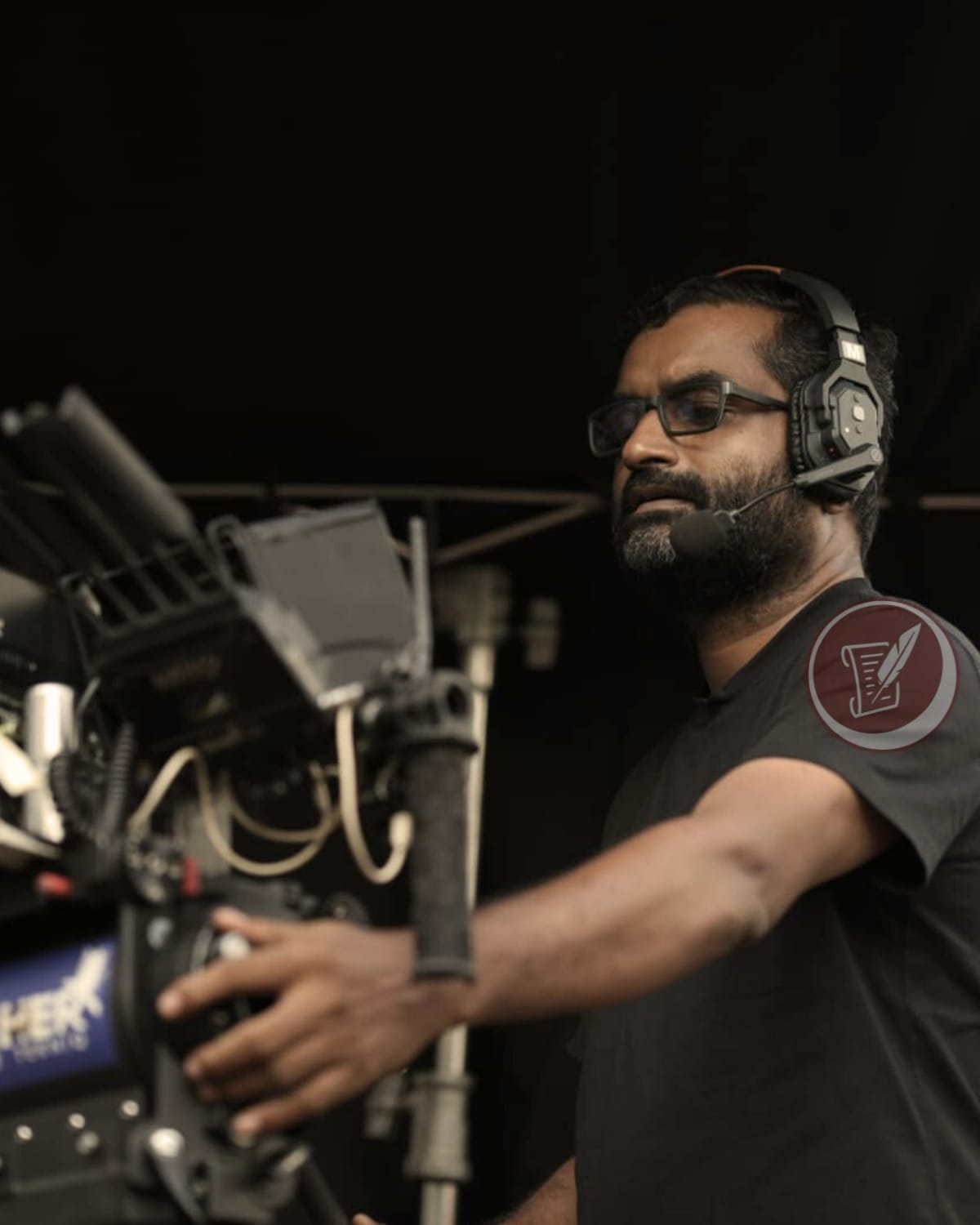 Faisal Ali_Mooninred